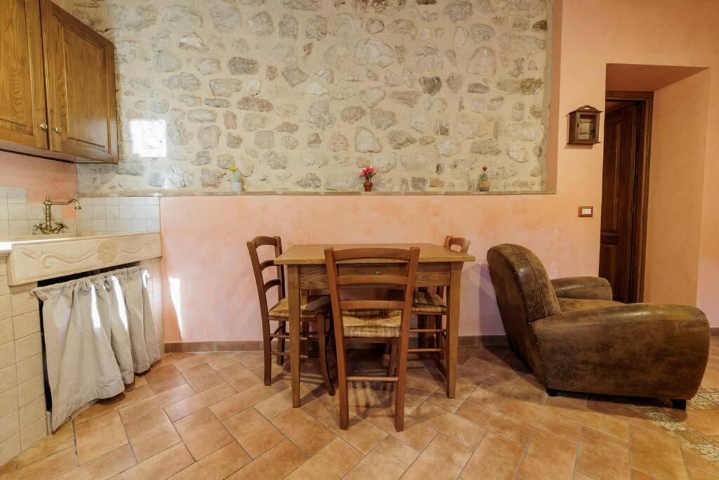 Appartamento Venturini Trevi Eksteriør bilde